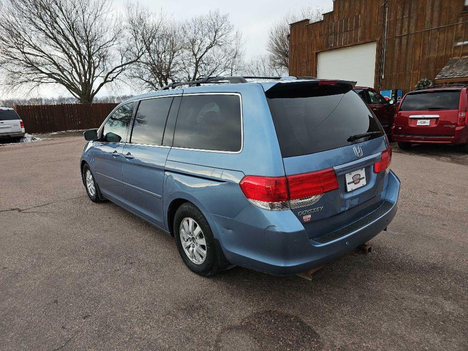 2008 BLUE HONDA ODYSSEY EXL (5FNRL38788B) with an 3.5L engine, Automatic transmission, located at 495 Old Highway 20 West, South Sioux City, NE, 68776, (402) 494-2677, 42.458408, -96.443512 - Photo #2