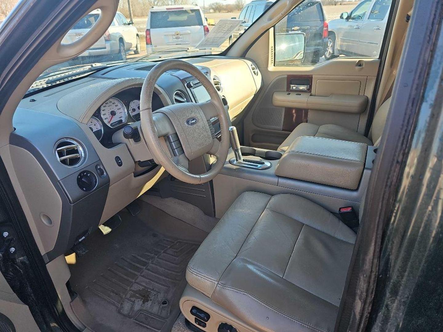 2008 GREEN FORD F150 SUPERCREW (1FTPW14V28K) with an 5.4L engine, Automatic transmission, located at 495 Old Highway 20 West, South Sioux City, NE, 68776, (402) 494-2677, 42.458408, -96.443512 - Photo#8