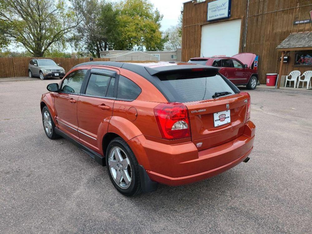 2008 ORANGE DODGE CALIBER R/T (1B3HB78KX8D) with an 2.4L engine, 5-Speed Manual transmission, located at 495 Old Highway 20 West, South Sioux City, NE, 68776, (402) 494-2677, 42.458408, -96.443512 - Photo #2