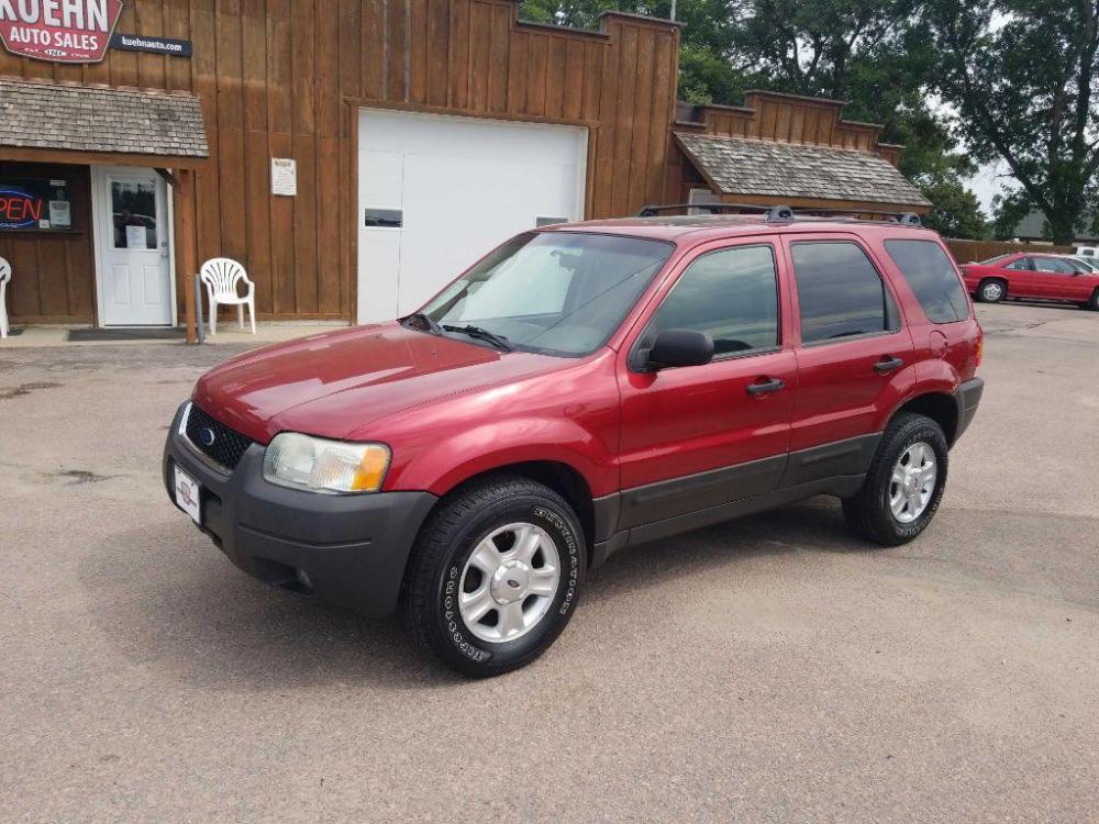 2004 RED FORD ESCAPE XLT (1FMCU93124K) with an 3.0L engine, Automatic transmission, located at 495 Old Highway 20 West, South Sioux City, NE, 68776, (402) 494-2677, 42.458408, -96.443512 - Photo #0