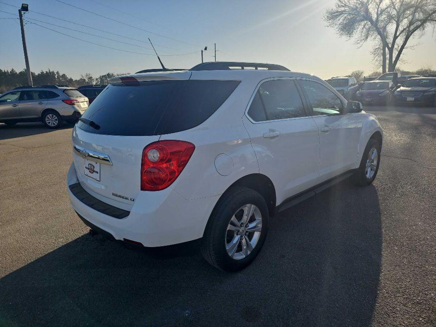 2012 WHITE CHEVROLET EQUINOX LT (2GNALDEK7C1) with an 2.4L engine, Automatic transmission, located at 495 Old Highway 20 West, South Sioux City, NE, 68776, (402) 494-2677, 42.458408, -96.443512 - Photo#3