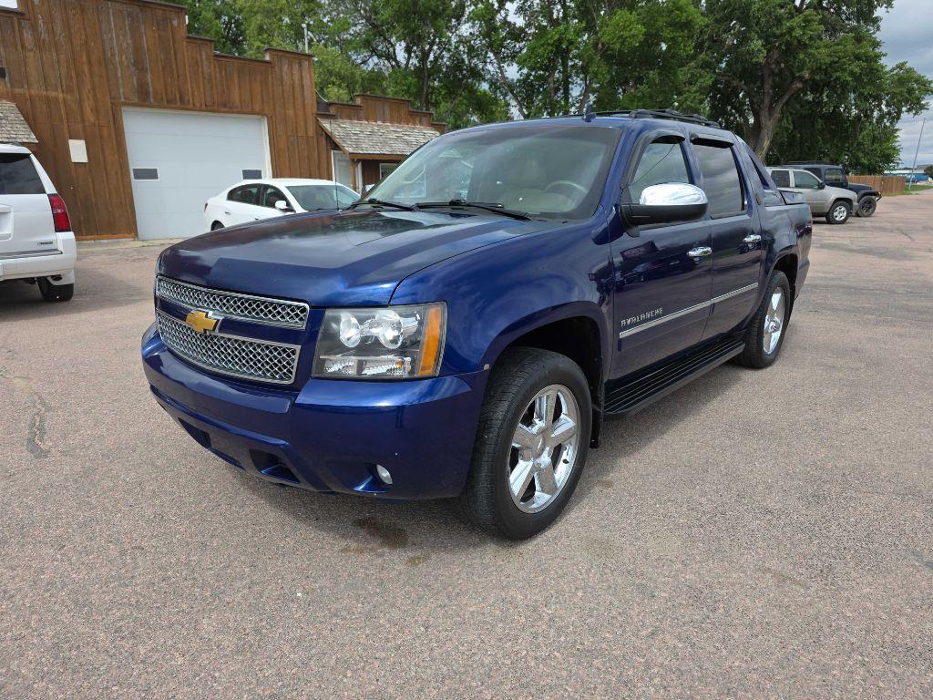 photo of 2013 CHEVROLET AVALANCHE 4DR