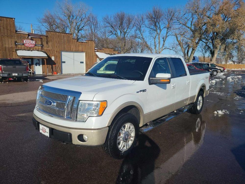 2010 WHITE FORD F150 SUPERCREW (1FTFW1EV0AF) with an 5.4L engine, Automatic transmission, located at 495 Old Highway 20 West, South Sioux City, NE, 68776, (402) 494-2677, 42.458408, -96.443512 - Photo #0