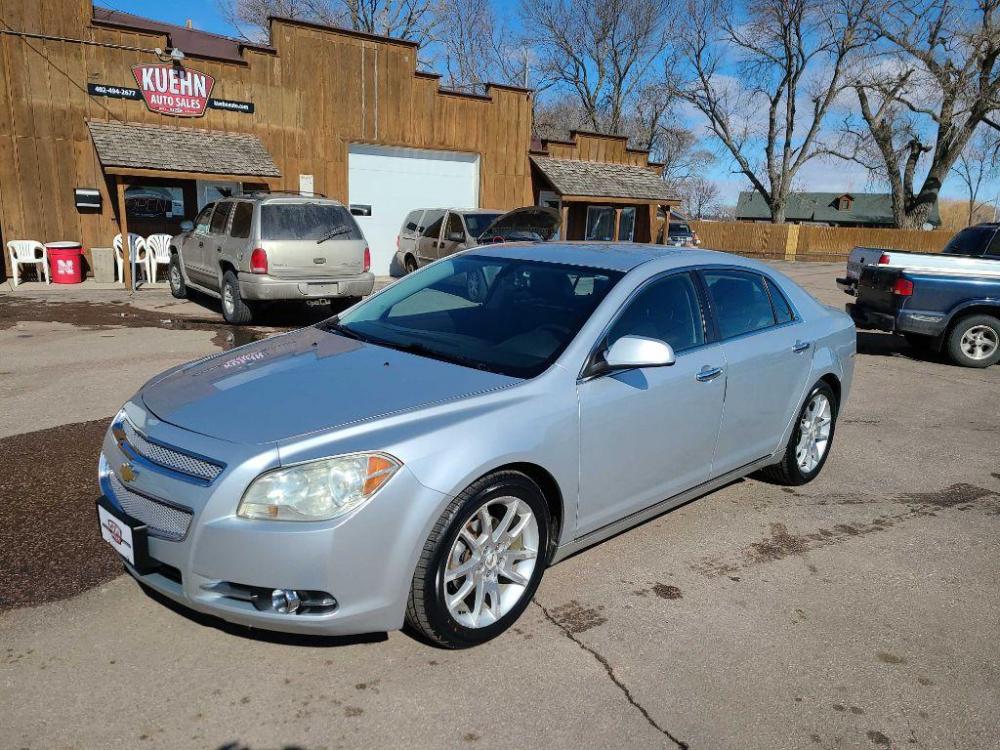 2011 SILVER CHEVROLET MALIBU LTZ (1G1ZE5E18BF) with an 2.4L engine, Automatic transmission, located at 495 Old Highway 20 West, South Sioux City, NE, 68776, (402) 494-2677, 42.458408, -96.443512 - Photo #0