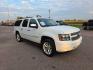 2009 WHITE CHEVROLET SUBURBAN 1500 LTZ (1GNFK36369R) with an 5.3L engine, Automatic transmission, located at 495 Old Highway 20 West, South Sioux City, NE, 68776, (402) 494-2677, 42.458408, -96.443512 - Photo#9