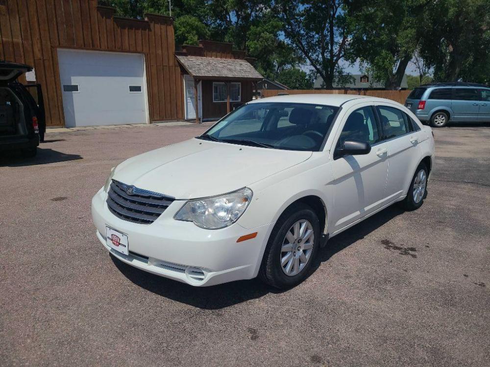 2010 WHITE CHRYSLER SEBRING TOURING (1C3CC4FB3AN) with an 2.4L engine, Automatic transmission, located at 495 Old Highway 20 West, South Sioux City, NE, 68776, (402) 494-2677, 42.458408, -96.443512 - Photo #0