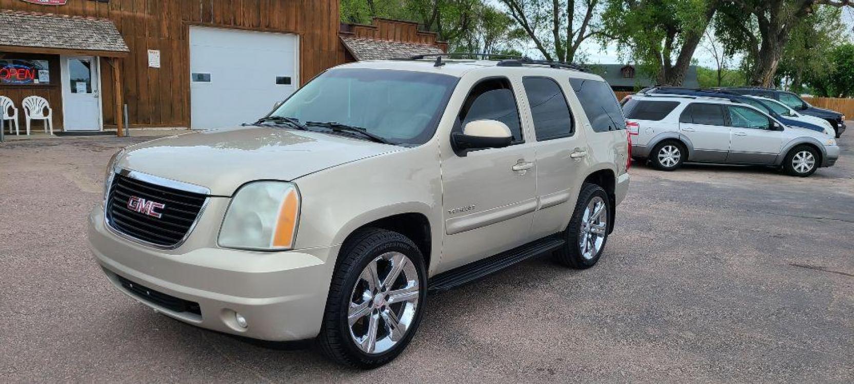 2007 TAN GMC YUKON (1GKFK13077R) with an 5.3L engine, Automatic transmission, located at 495 Old Highway 20 West, South Sioux City, NE, 68776, (402) 494-2677, 42.458408, -96.443512 - Photo #0