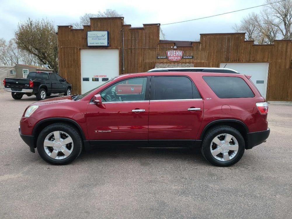 2008 MAROON GMC ACADIA SLT-2 (1GKER33768J) with an 3.6L engine, Automatic transmission, located at 495 Old Highway 20 West, South Sioux City, NE, 68776, (402) 494-2677, 42.458408, -96.443512 - Photo #1