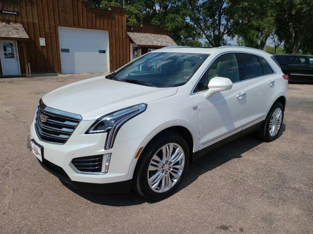 2019 WHITE CADILLAC XT5 PREMIUM LUXURY (1GYKNFRS0KZ) with an 3.6L engine, Automatic transmission, located at 495 Old Highway 20 West, South Sioux City, NE, 68776, (402) 494-2677, 42.458408, -96.443512 - Photo #0