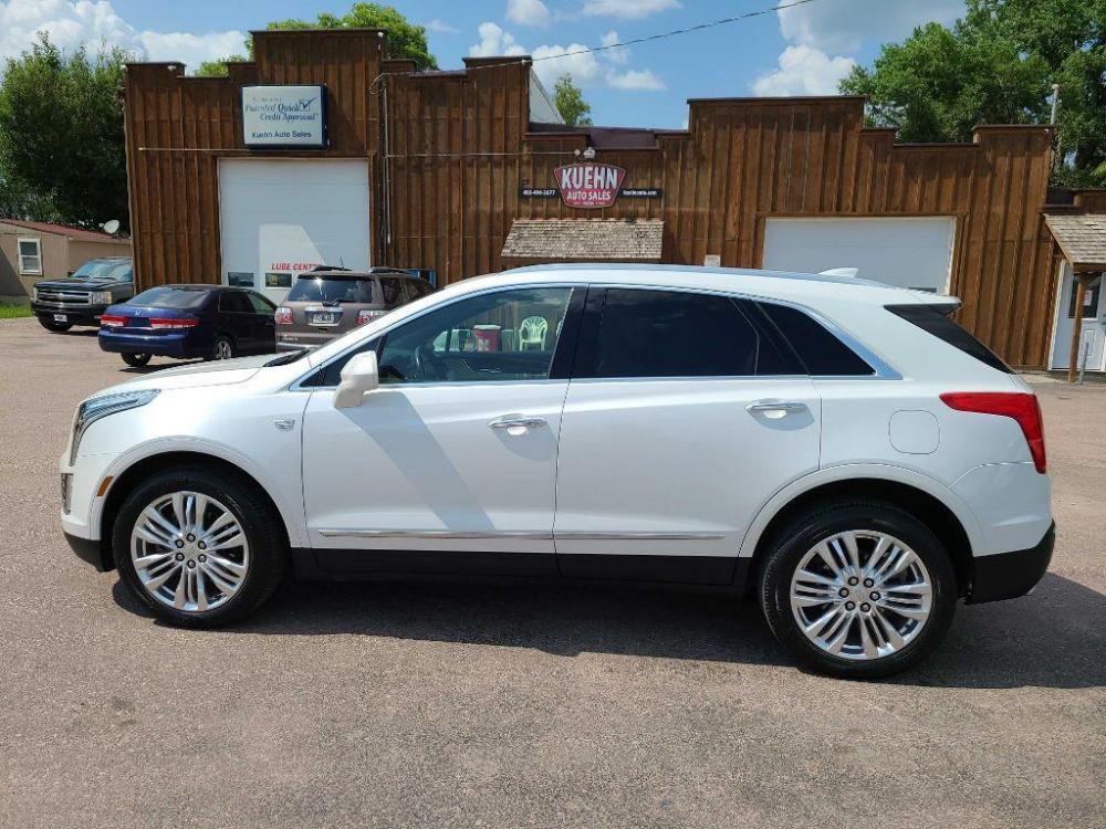 2019 WHITE CADILLAC XT5 PREMIUM LUXURY (1GYKNFRS0KZ) with an 3.6L engine, Automatic transmission, located at 495 Old Highway 20 West, South Sioux City, NE, 68776, (402) 494-2677, 42.458408, -96.443512 - Photo #1