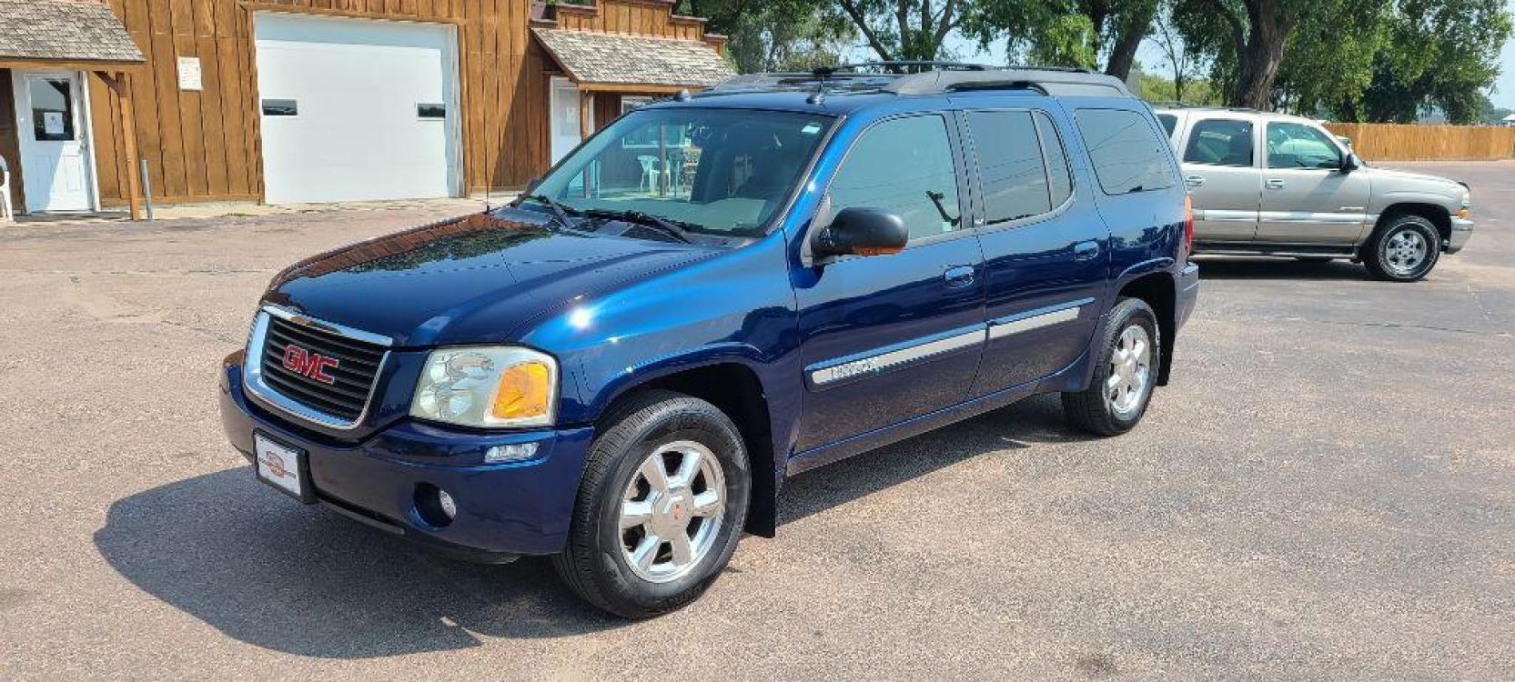 2004 BLUE GMC ENVOY XL (1GKET16S946) with an 4.2L engine, Automatic transmission, located at 495 Old Highway 20 West, South Sioux City, NE, 68776, (402) 494-2677, 42.458408, -96.443512 - Photo #0