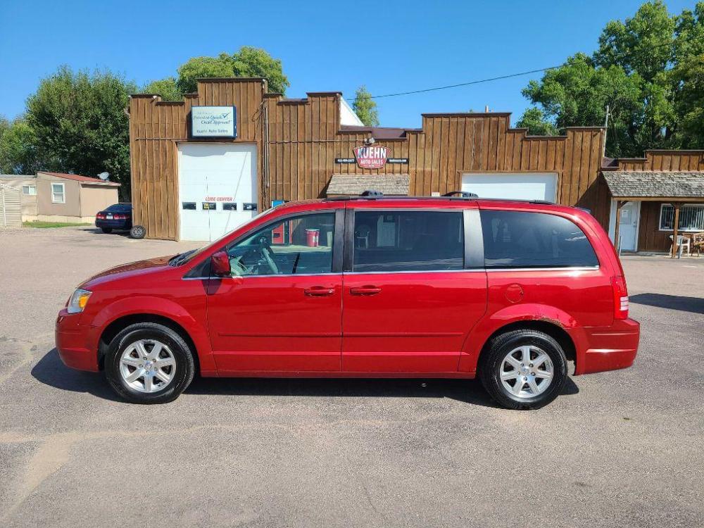 2008 MAROON CHRYSLER TOWN and COUNTRY TOURING (2A8HR54P38R) with an 3.8L engine, Automatic transmission, located at 495 Old Highway 20 West, South Sioux City, NE, 68776, (402) 494-2677, 42.458408, -96.443512 - Photo #1