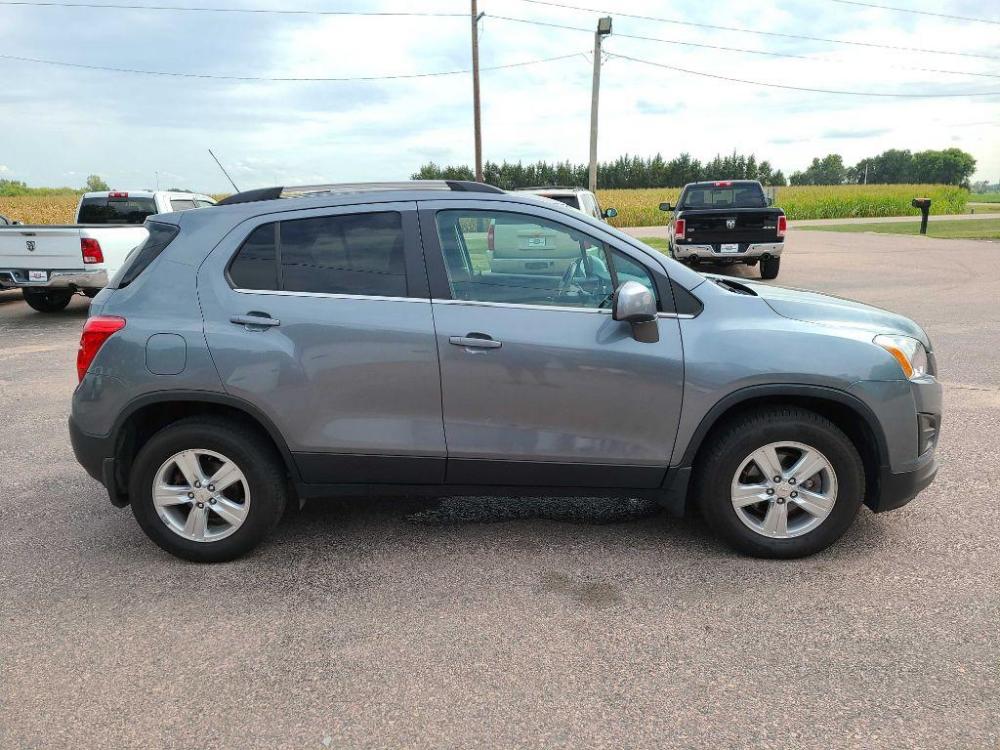 2015 BLUE CHEVROLET TRAX 1LT (KL7CJRSB6FB) with an 1.4L engine, Automatic transmission, located at 495 Old Highway 20 West, South Sioux City, NE, 68776, (402) 494-2677, 42.458408, -96.443512 - Photo #4