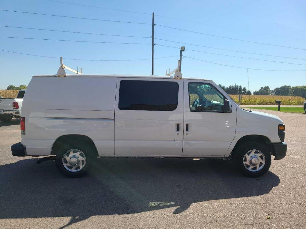 2010 WHITE FORD ECONOLINE E150 VAN (1FTNE1EL2AD) with an 5.4L engine, Automatic transmission, located at 495 Old Highway 20 West, South Sioux City, NE, 68776, (402) 494-2677, 42.458408, -96.443512 - Photo #4