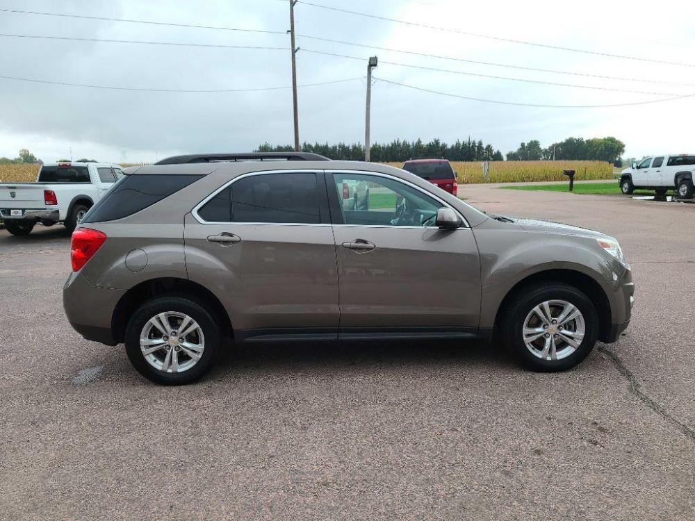 2011 BRONZE CHEVROLET EQUINOX LT (2CNFLNEC0B6) with an 2.4L engine, Automatic transmission, located at 495 Old Highway 20 West, South Sioux City, NE, 68776, (402) 494-2677, 42.458408, -96.443512 - Photo #2