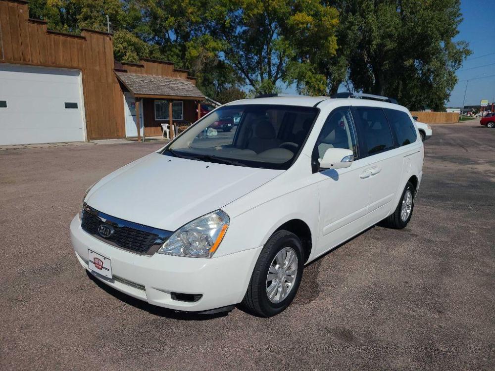 2012 WHITE KIA SEDONA LX (KNDMG4C7XC6) with an 3.5L engine, Automatic transmission, located at 495 Old Highway 20 West, South Sioux City, NE, 68776, (402) 494-2677, 42.458408, -96.443512 - Photo #0