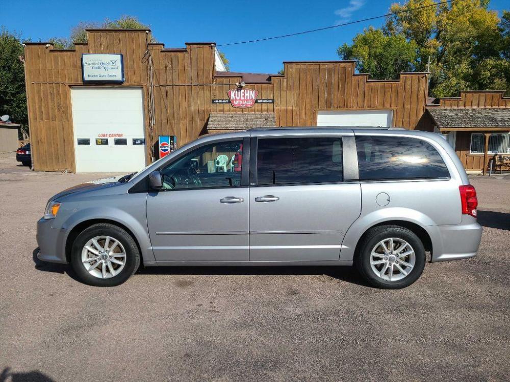 2013 SILVER DODGE GRAND CARAVAN SXT (2C4RDGCG4DR) with an 3.6L engine, Automatic transmission, located at 495 Old Highway 20 West, South Sioux City, NE, 68776, (402) 494-2677, 42.458408, -96.443512 - Photo #1