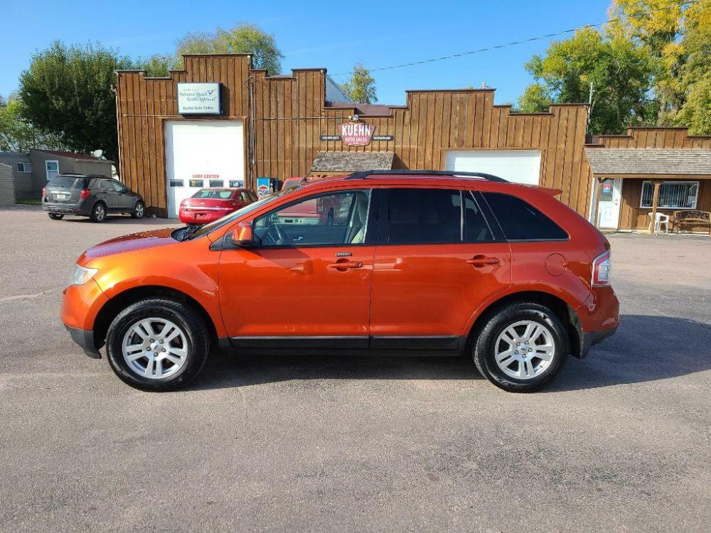 2008 COPPER FORD EDGE SEL (2FMDK48C98B) with an 3.5L engine, Automatic transmission, located at 495 Old Highway 20 West, South Sioux City, NE, 68776, (402) 494-2677, 42.458408, -96.443512 - Photo #1