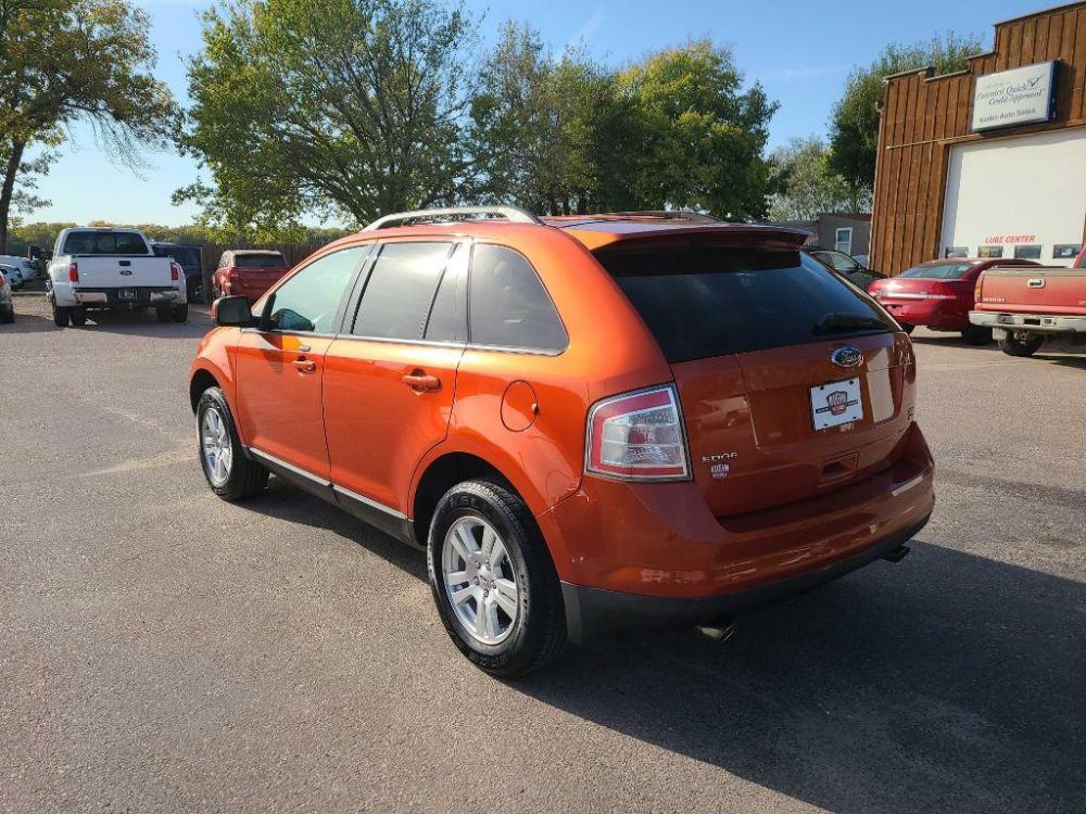 2008 COPPER FORD EDGE SEL (2FMDK48C98B) with an 3.5L engine, Automatic transmission, located at 495 Old Highway 20 West, South Sioux City, NE, 68776, (402) 494-2677, 42.458408, -96.443512 - Photo #2