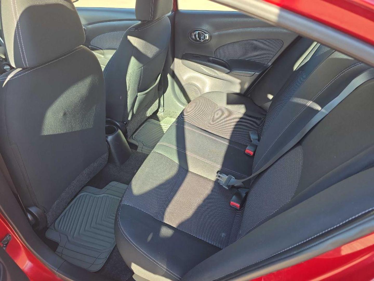 2014 MAROON NISSAN VERSA S (3N1CN7AP5EK) with an 1.6L engine, Continuously Variable transmission, located at 495 Old Highway 20 West, South Sioux City, NE, 68776, (402) 494-2677, 42.458408, -96.443512 - Photo#6