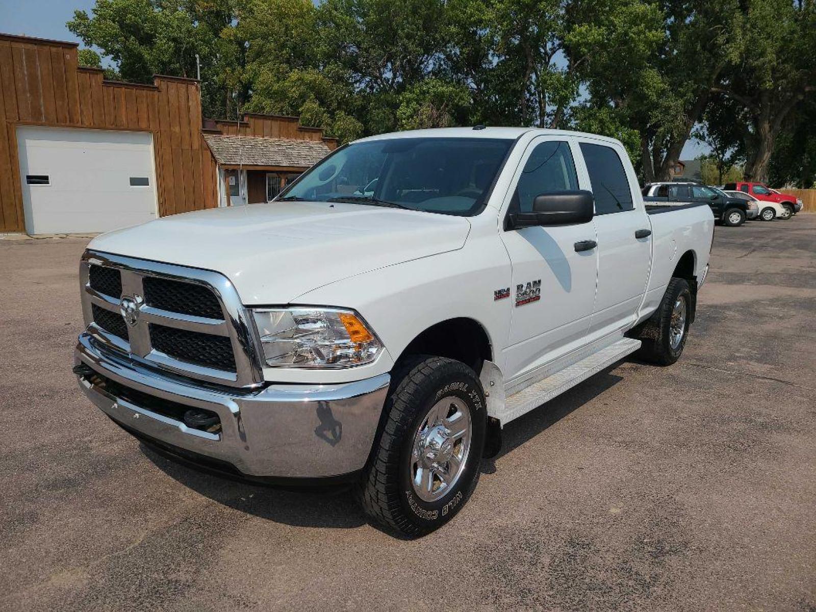 2014 WHITE RAM 2500 ST (3C6TR5CT8EG) with an 5.7L engine, Automatic transmission, located at 495 Old Highway 20 West, South Sioux City, NE, 68776, (402) 494-2677, 42.458408, -96.443512 - Photo #0