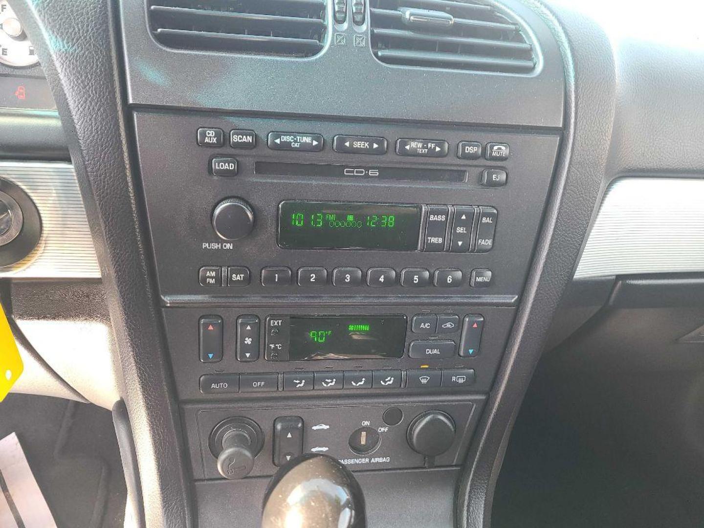 2004 SILVER FORD THUNDERBIRD (1FAHP60A74Y) with an 3.9L engine, Automatic transmission, located at 495 Old Highway 20 West, South Sioux City, NE, 68776, (402) 494-2677, 42.458408, -96.443512 - Photo#7