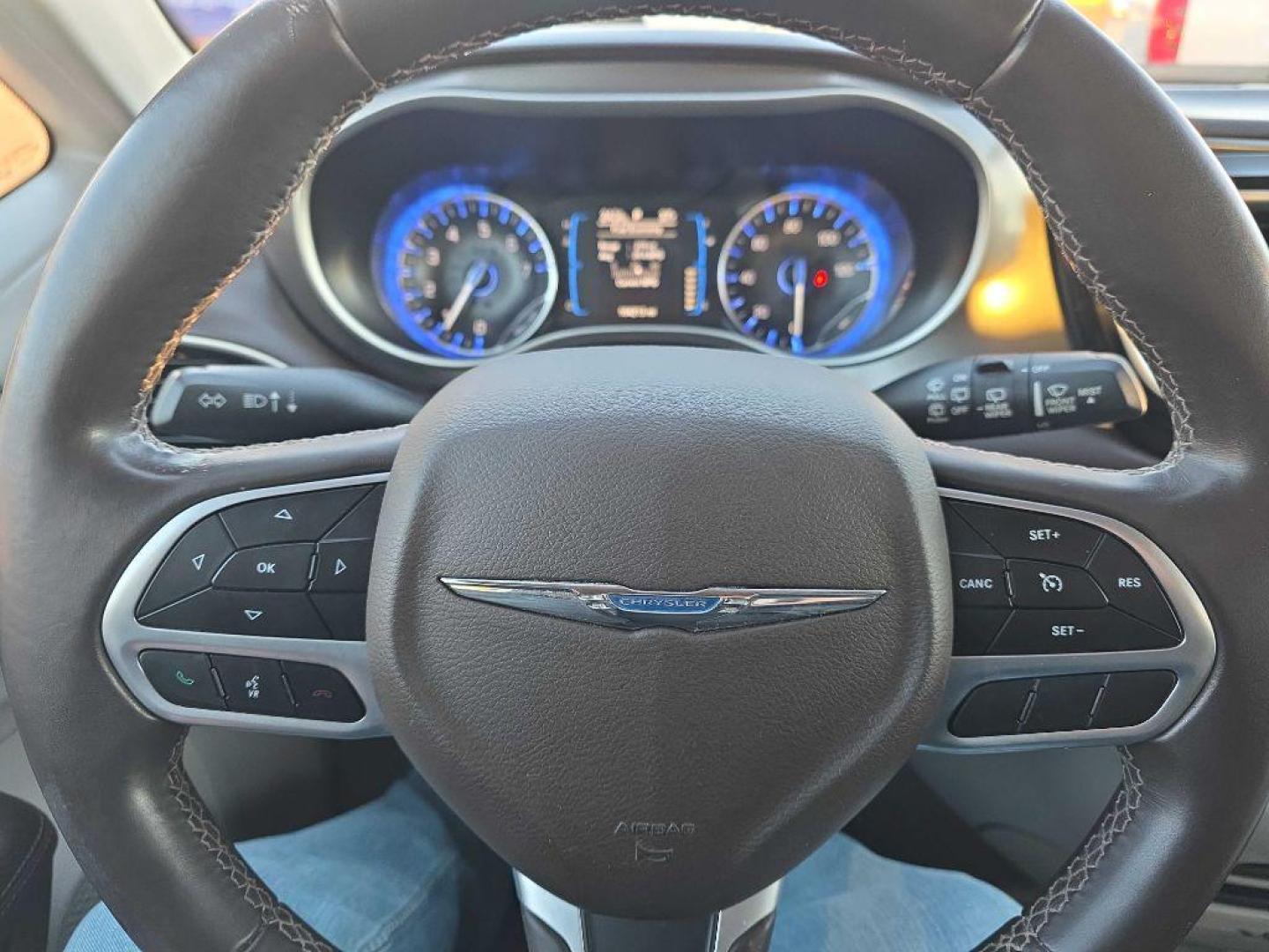 2017 TAN CHRYSLER PACIFICA TOURING L (2C4RC1BG9HR) with an 3.6L engine, Automatic transmission, located at 495 Old Highway 20 West, South Sioux City, NE, 68776, (402) 494-2677, 42.458408, -96.443512 - Photo#14