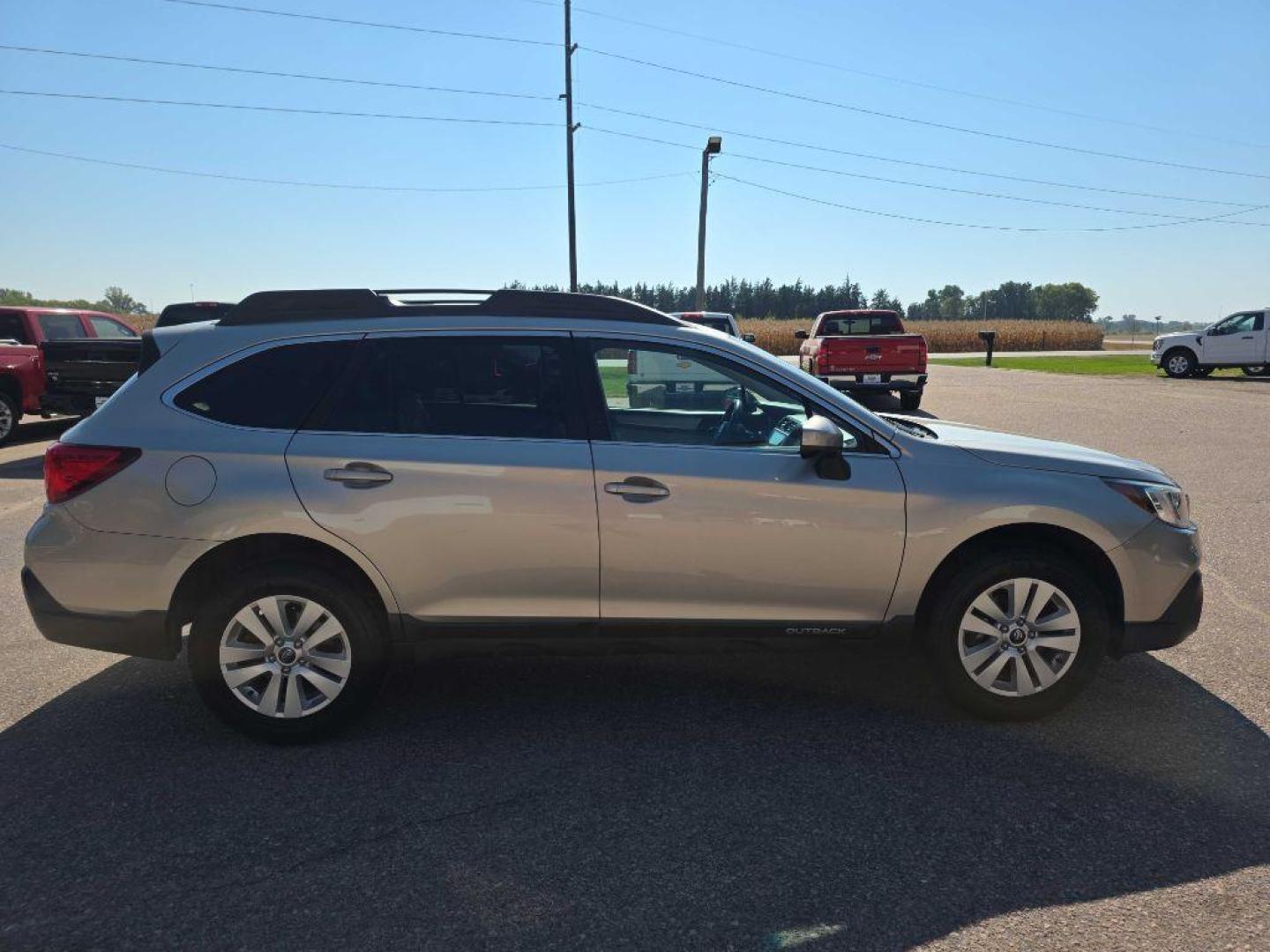 2018 TAN SUBARU OUTBACK 2.5I PREMIUM (4S4BSACC4J3) with an 2.5L engine, Continuously Variable transmission, located at 495 Old Highway 20 West, South Sioux City, NE, 68776, (402) 494-2677, 42.458408, -96.443512 - Photo#4