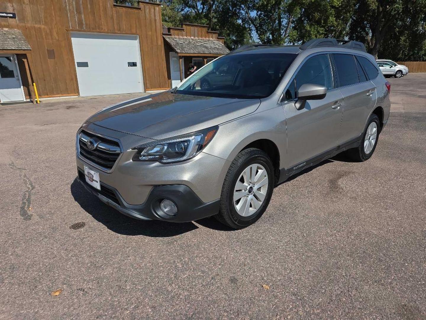 2018 TAN SUBARU OUTBACK 2.5I PREMIUM (4S4BSACC4J3) with an 2.5L engine, Continuously Variable transmission, located at 495 Old Highway 20 West, South Sioux City, NE, 68776, (402) 494-2677, 42.458408, -96.443512 - Photo#0