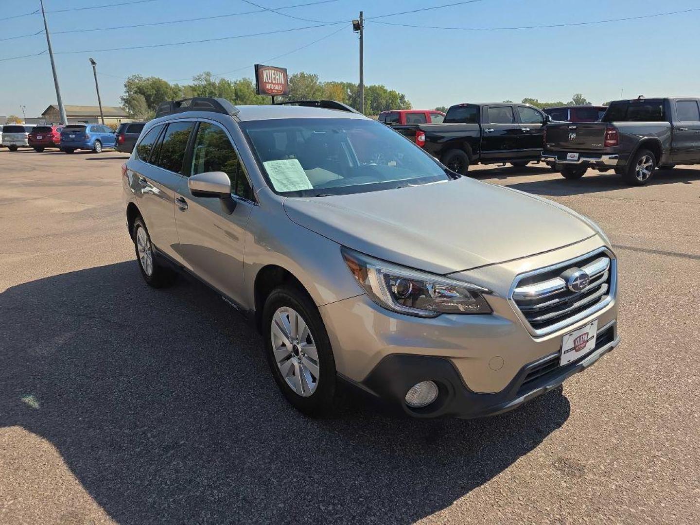 2018 TAN SUBARU OUTBACK 2.5I PREMIUM (4S4BSACC4J3) with an 2.5L engine, Continuously Variable transmission, located at 495 Old Highway 20 West, South Sioux City, NE, 68776, (402) 494-2677, 42.458408, -96.443512 - Photo#5