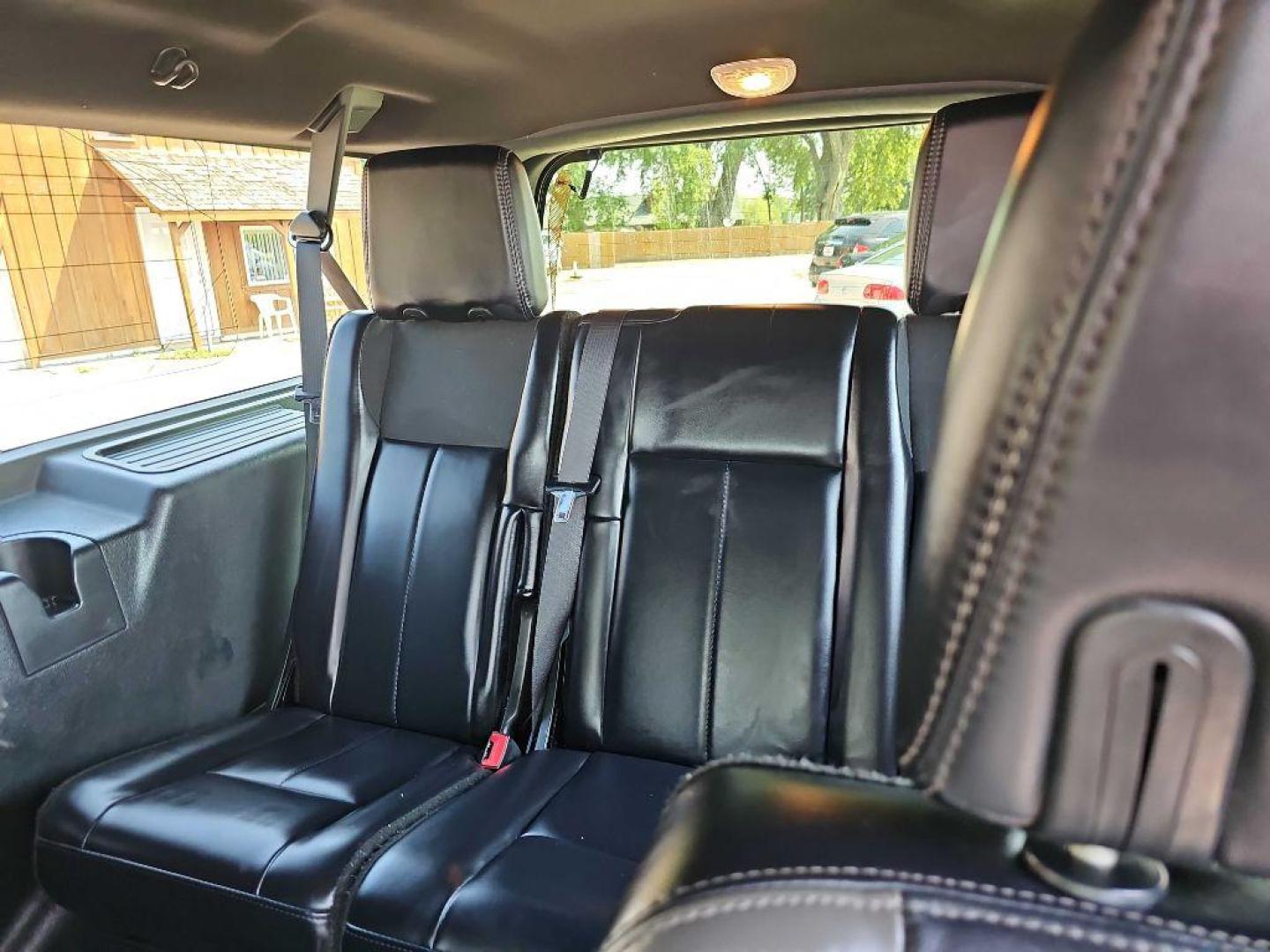 2015 SILVER FORD EXPEDITION EL PLATINUM (1FMJK1MT5FE) with an 3.5L engine, Automatic transmission, located at 495 Old Highway 20 West, South Sioux City, NE, 68776, (402) 494-2677, 42.458408, -96.443512 - Photo#7