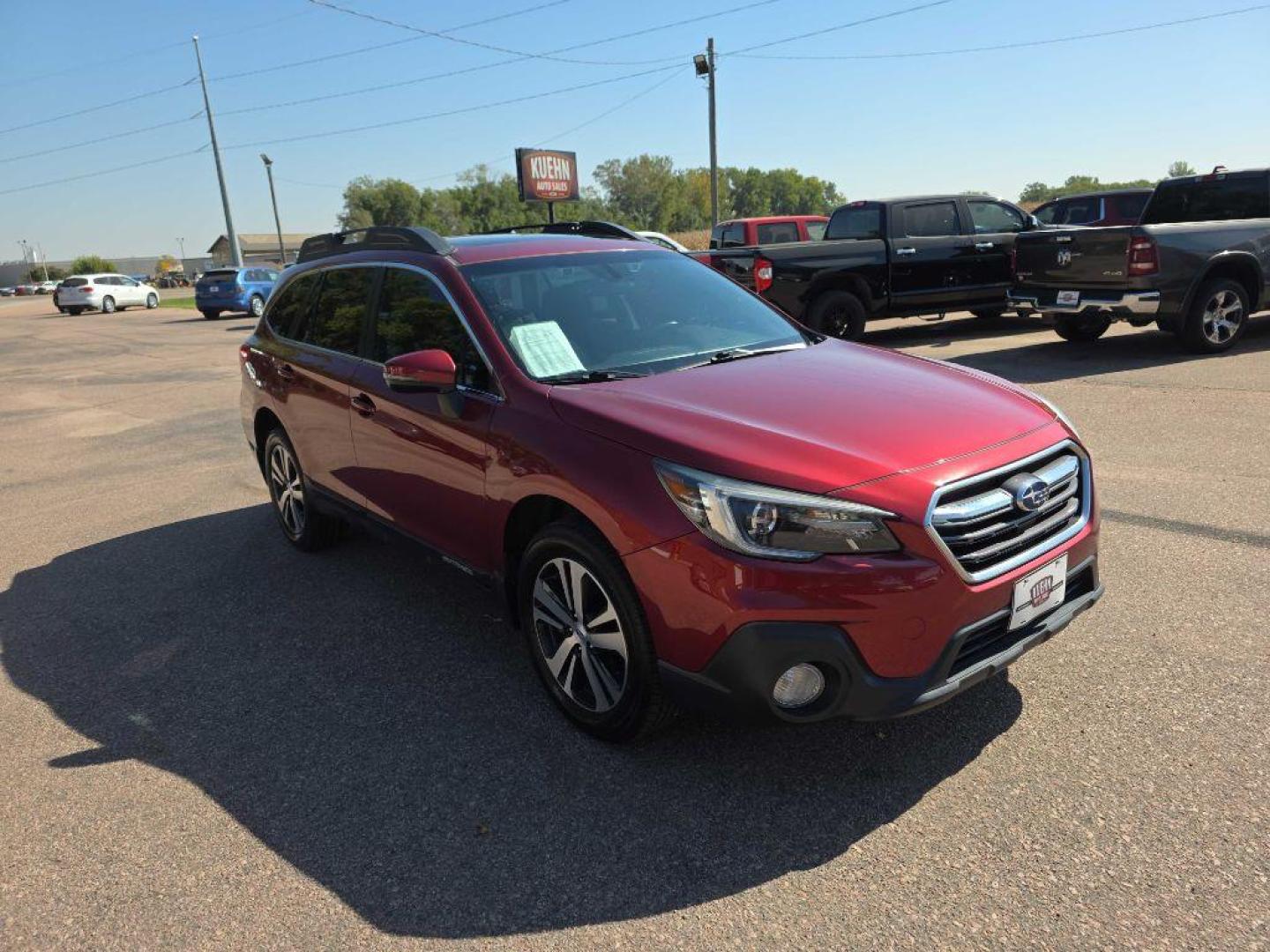 2019 RED SUBARU OUTBACK 2.5I LIMITED (4S4BSANC4K3) with an 2.5L engine, Continuously Variable transmission, located at 495 Old Highway 20 West, South Sioux City, NE, 68776, (402) 494-2677, 42.458408, -96.443512 - Photo#5