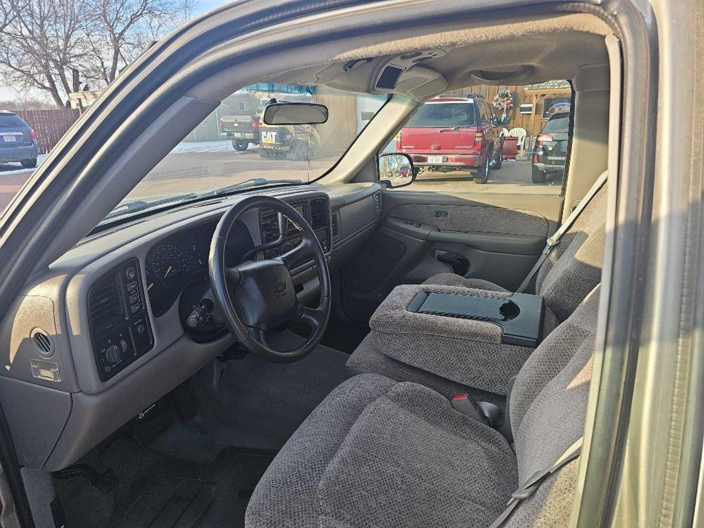 1999 PEWTER CHEVROLET SILVERADO K1500 (1GCEK19V5XE) with an 4.8L engine, Automatic transmission, located at 495 Old Highway 20 West, South Sioux City, NE, 68776, (402) 494-2677, 42.458408, -96.443512 - Photo#7