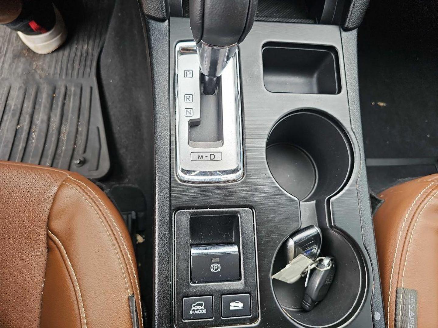 2017 BLACK SUBARU OUTBACK TOURING (4S4BSETCXH3) with an 3.6L engine, Continuously Variable transmission, located at 495 Old Highway 20 West, South Sioux City, NE, 68776, (402) 494-2677, 42.458408, -96.443512 - Photo#14