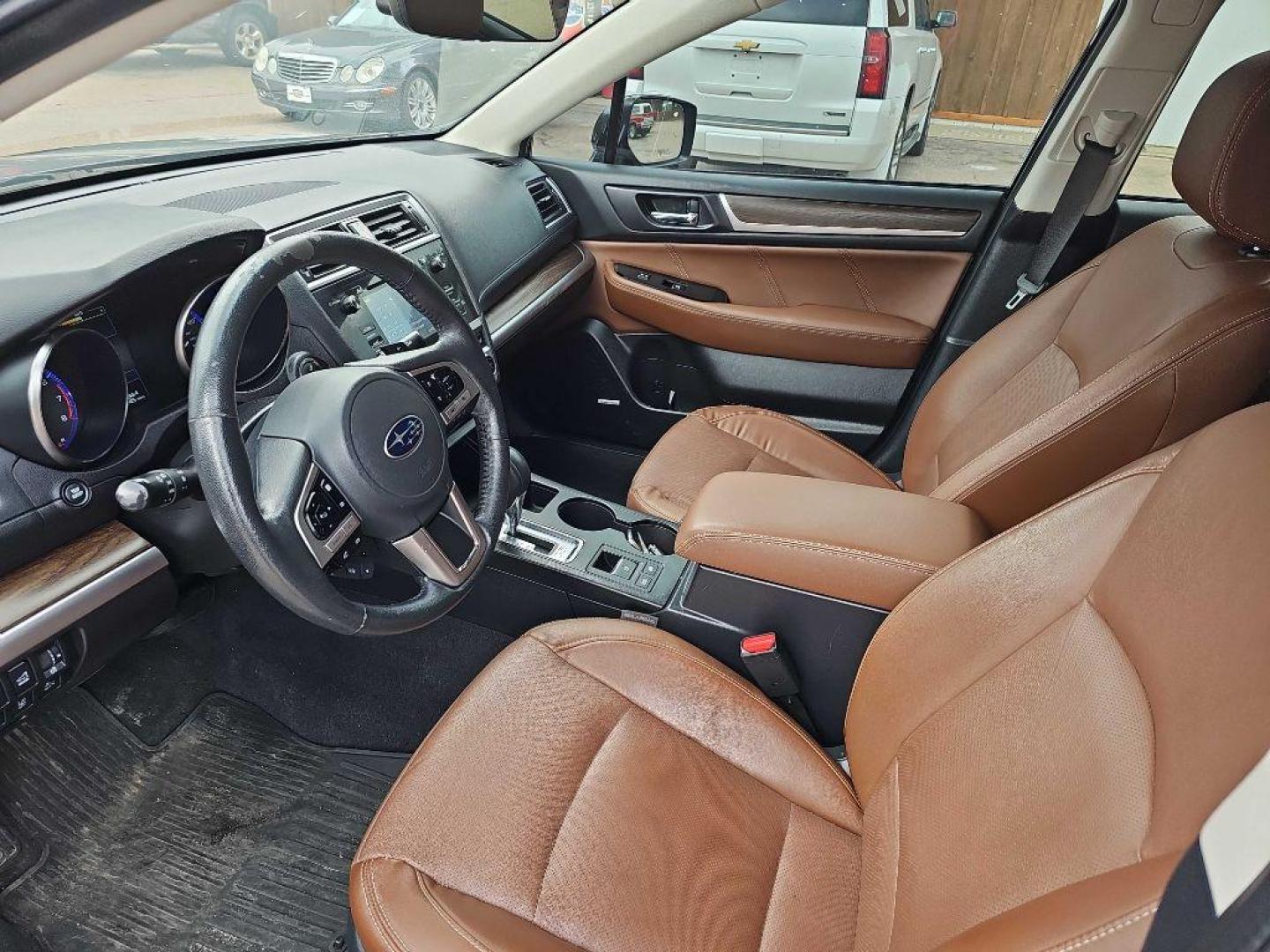 2017 BLACK SUBARU OUTBACK TOURING (4S4BSETCXH3) with an 3.6L engine, Continuously Variable transmission, located at 495 Old Highway 20 West, South Sioux City, NE, 68776, (402) 494-2677, 42.458408, -96.443512 - Photo#6