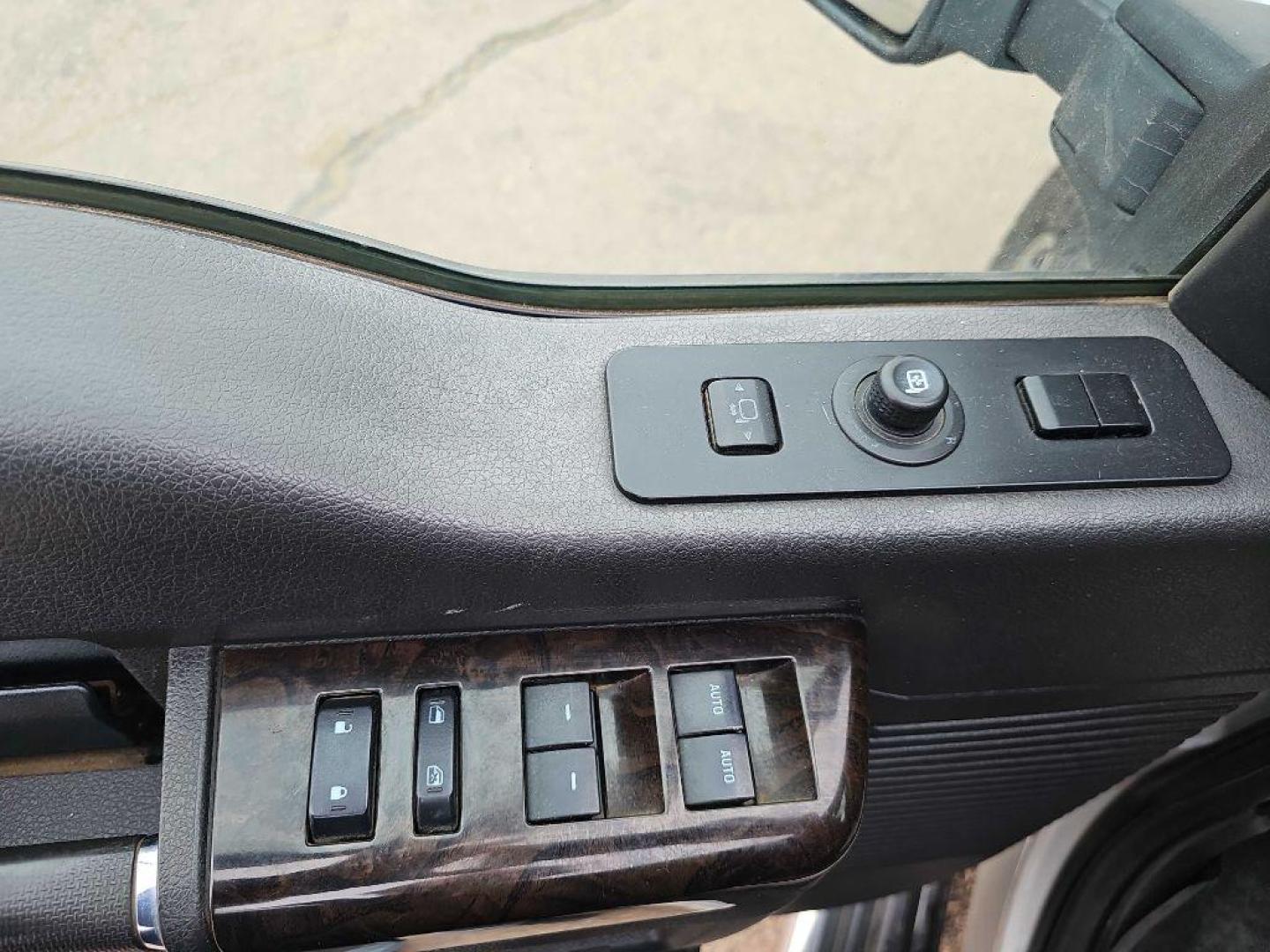 2015 SILVER FORD F250 SUPER DUTY (1FT7W2B68FE) with an 6.2L engine, Automatic transmission, located at 495 Old Highway 20 West, South Sioux City, NE, 68776, (402) 494-2677, 42.458408, -96.443512 - Photo#10