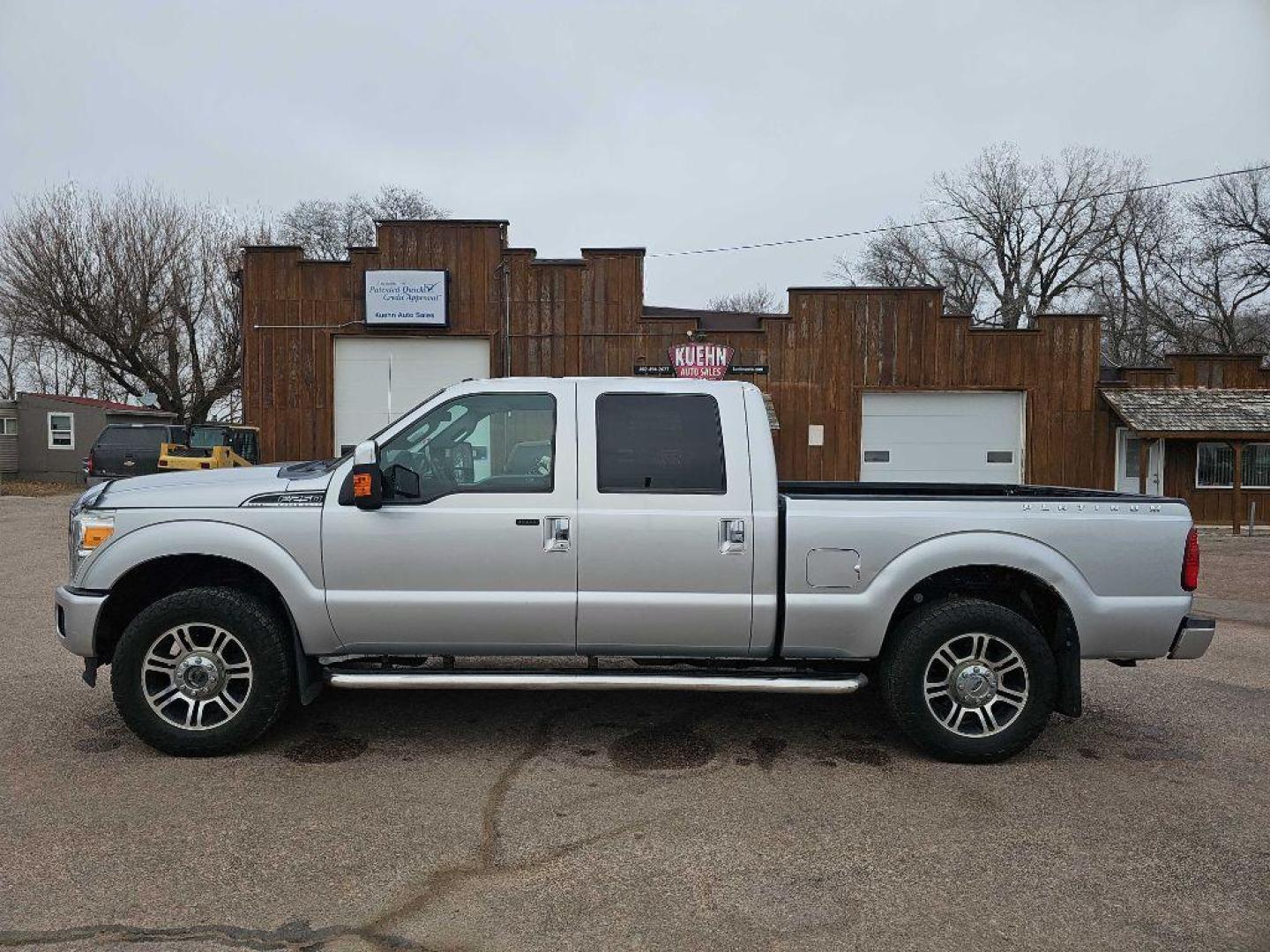 2015 SILVER FORD F250 SUPER DUTY (1FT7W2B68FE) with an 6.2L engine, Automatic transmission, located at 495 Old Highway 20 West, South Sioux City, NE, 68776, (402) 494-2677, 42.458408, -96.443512 - Photo#1