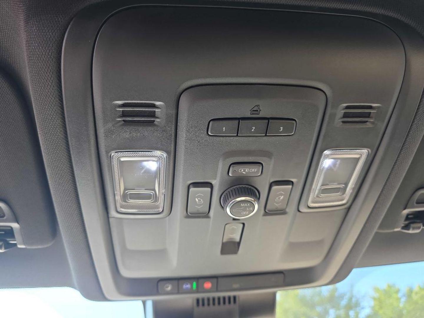 2024 RED CHEVROLET TAHOE 1500 PREMIER (1GNSKSKD2RR) with an 5.3L engine, Automatic transmission, located at 495 Old Highway 20 West, South Sioux City, NE, 68776, (402) 494-2677, 42.458408, -96.443512 - Photo#13