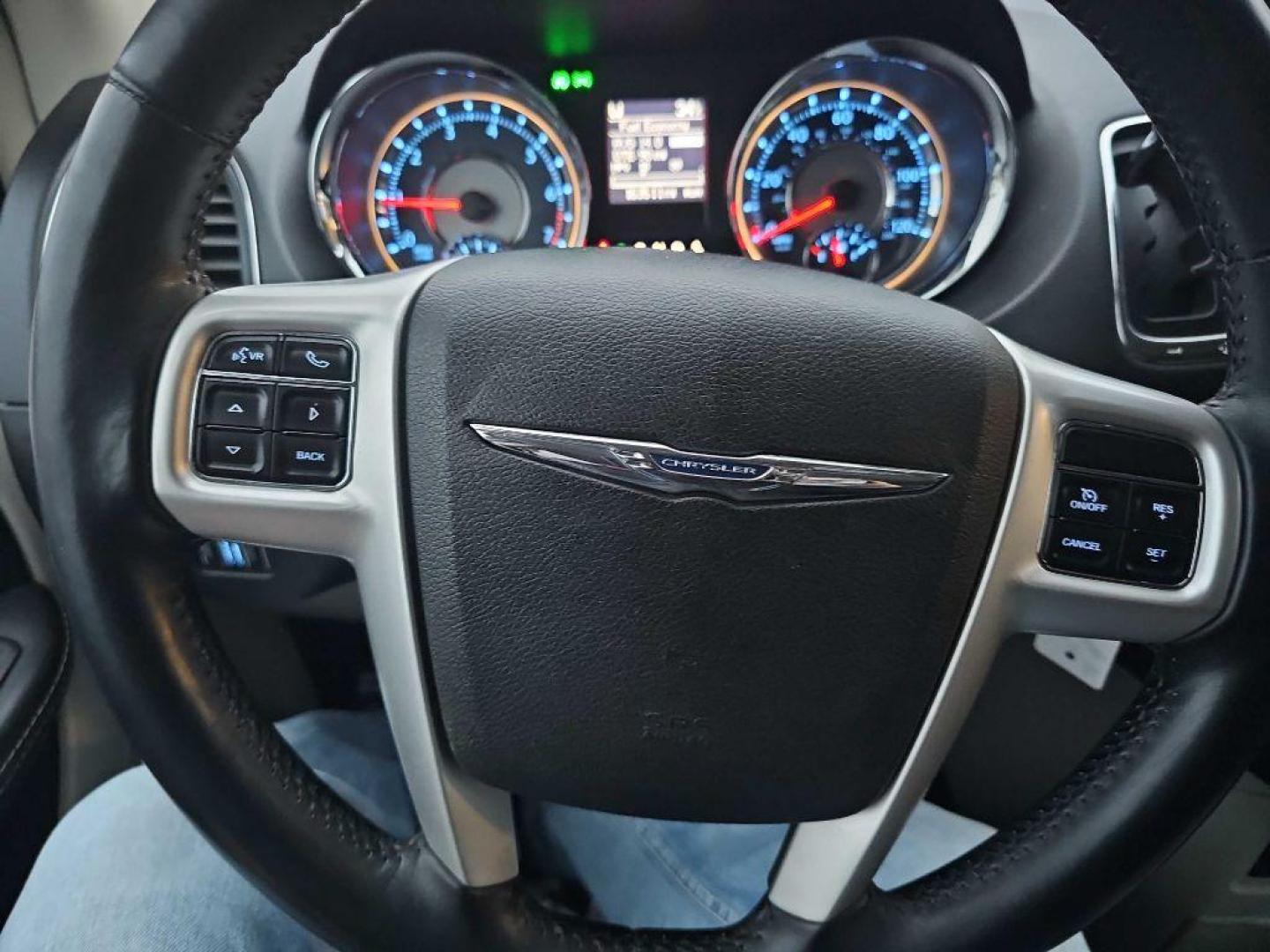 2015 BLUE CHRYSLER TOWN and COUNTRY TOURING (2C4RC1BG7FR) with an 3.6L engine, Automatic transmission, located at 495 Old Highway 20 West, South Sioux City, NE, 68776, (402) 494-2677, 42.458408, -96.443512 - Photo#10