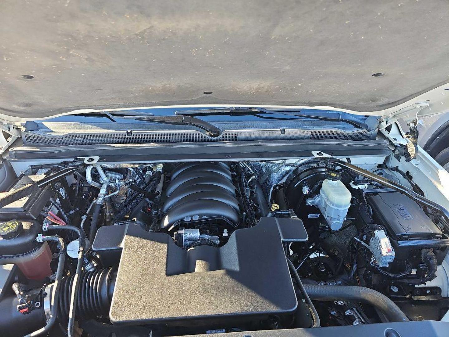 2011 SILVER JEEP GRAND CHEROKEE LAREDO (1J4RR4GG3BC) with an 3.6L engine, Automatic transmission, located at 495 Old Highway 20 West, South Sioux City, NE, 68776, (402) 494-2677, 42.458408, -96.443512 - Photo#29