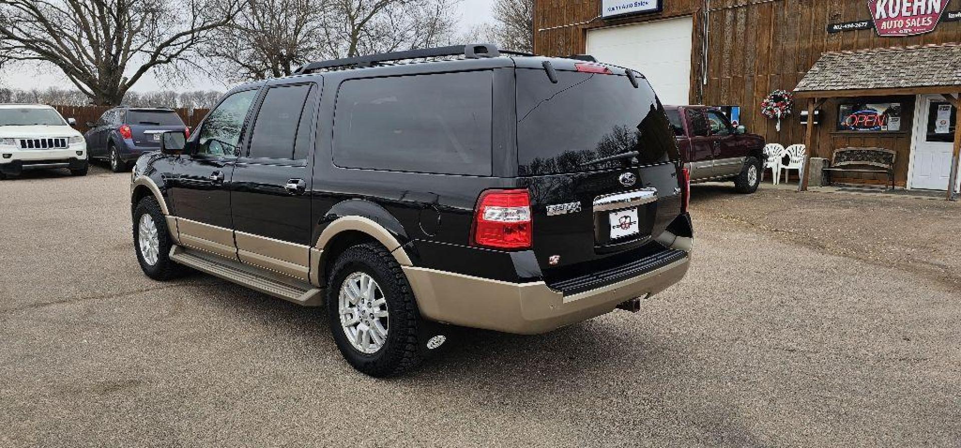 2013 BROWN FORD EXPEDITION EL XLT (1FMJK1J59DE) with an 5.4L engine, Automatic transmission, located at 495 Old Highway 20 West, South Sioux City, NE, 68776, (402) 494-2677, 42.458408, -96.443512 - Photo#0