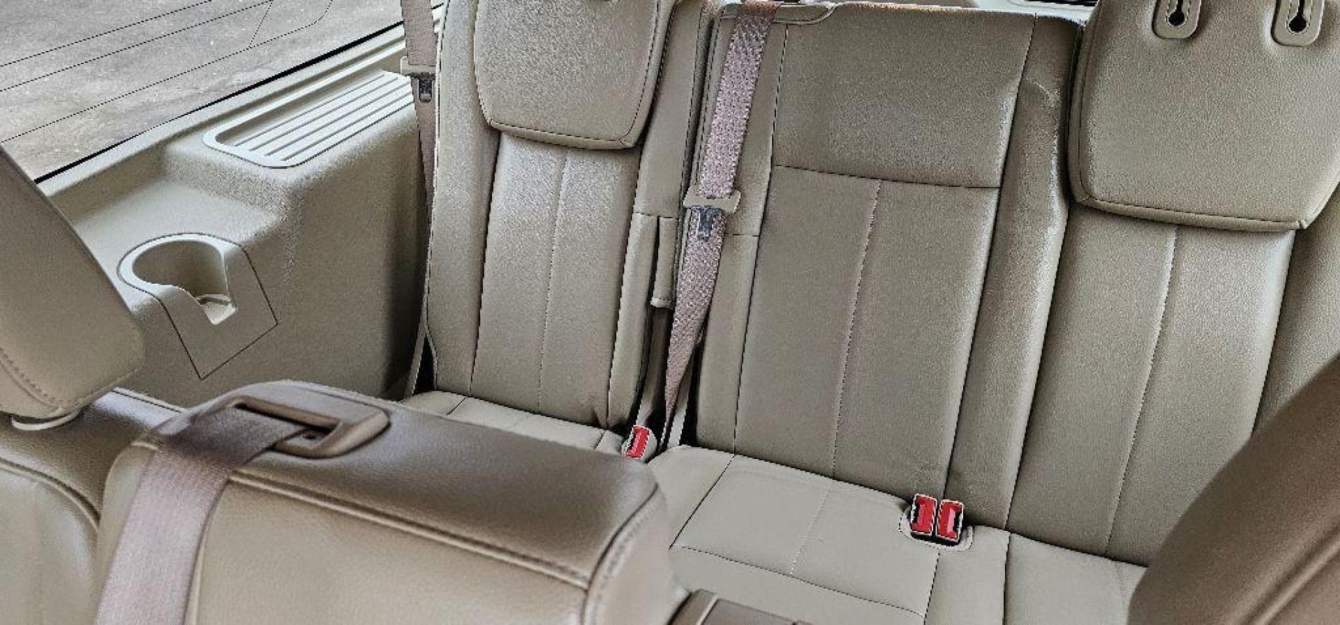 2013 BROWN FORD EXPEDITION EL XLT (1FMJK1J59DE) with an 5.4L engine, Automatic transmission, located at 495 Old Highway 20 West, South Sioux City, NE, 68776, (402) 494-2677, 42.458408, -96.443512 - Photo#5