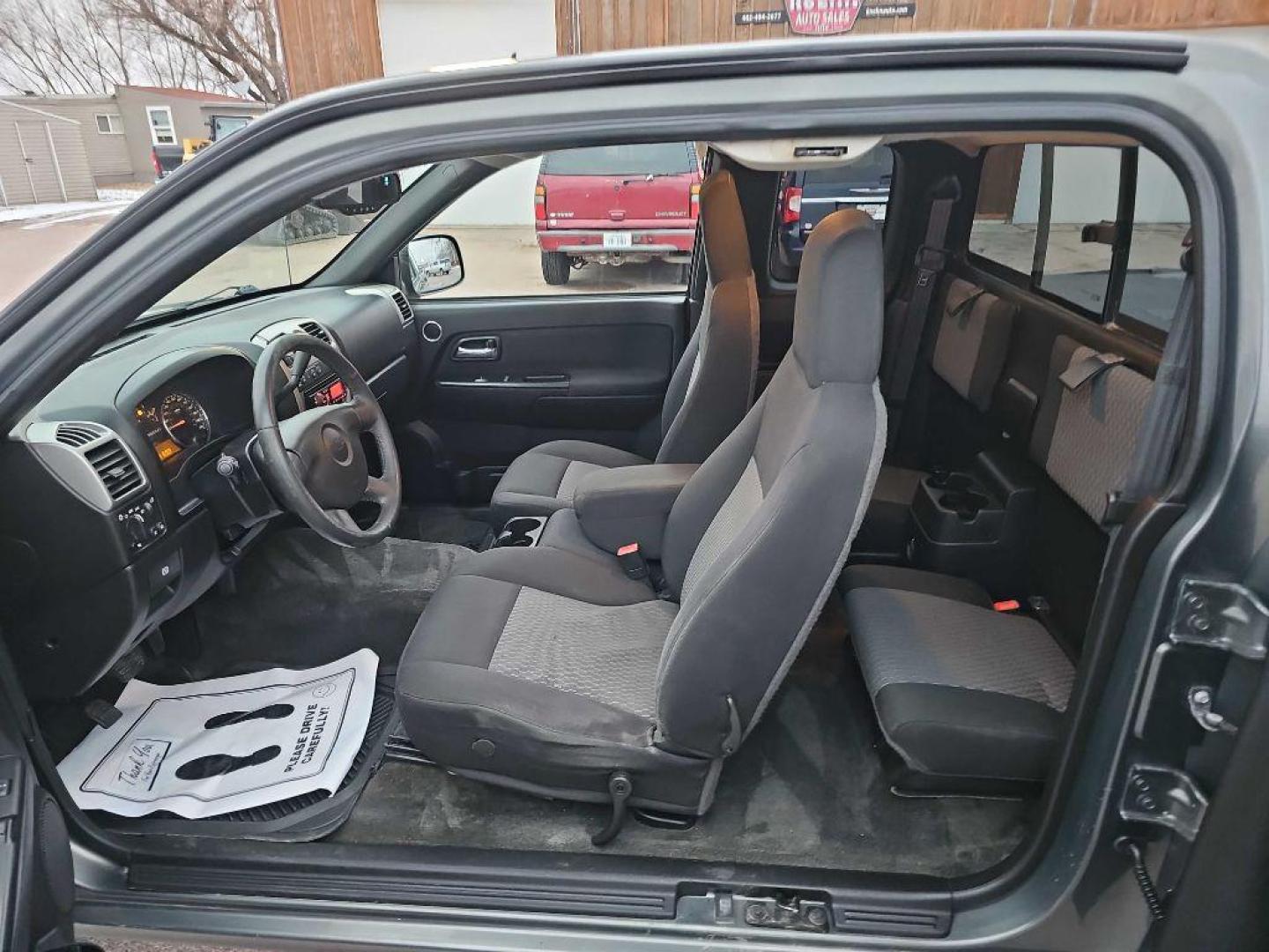 2010 GREY CHEVROLET COLORADO LT (1GCKTCDE4A8) with an 3.7L engine, Automatic transmission, located at 495 Old Highway 20 West, South Sioux City, NE, 68776, (402) 494-2677, 42.458408, -96.443512 - Photo#22