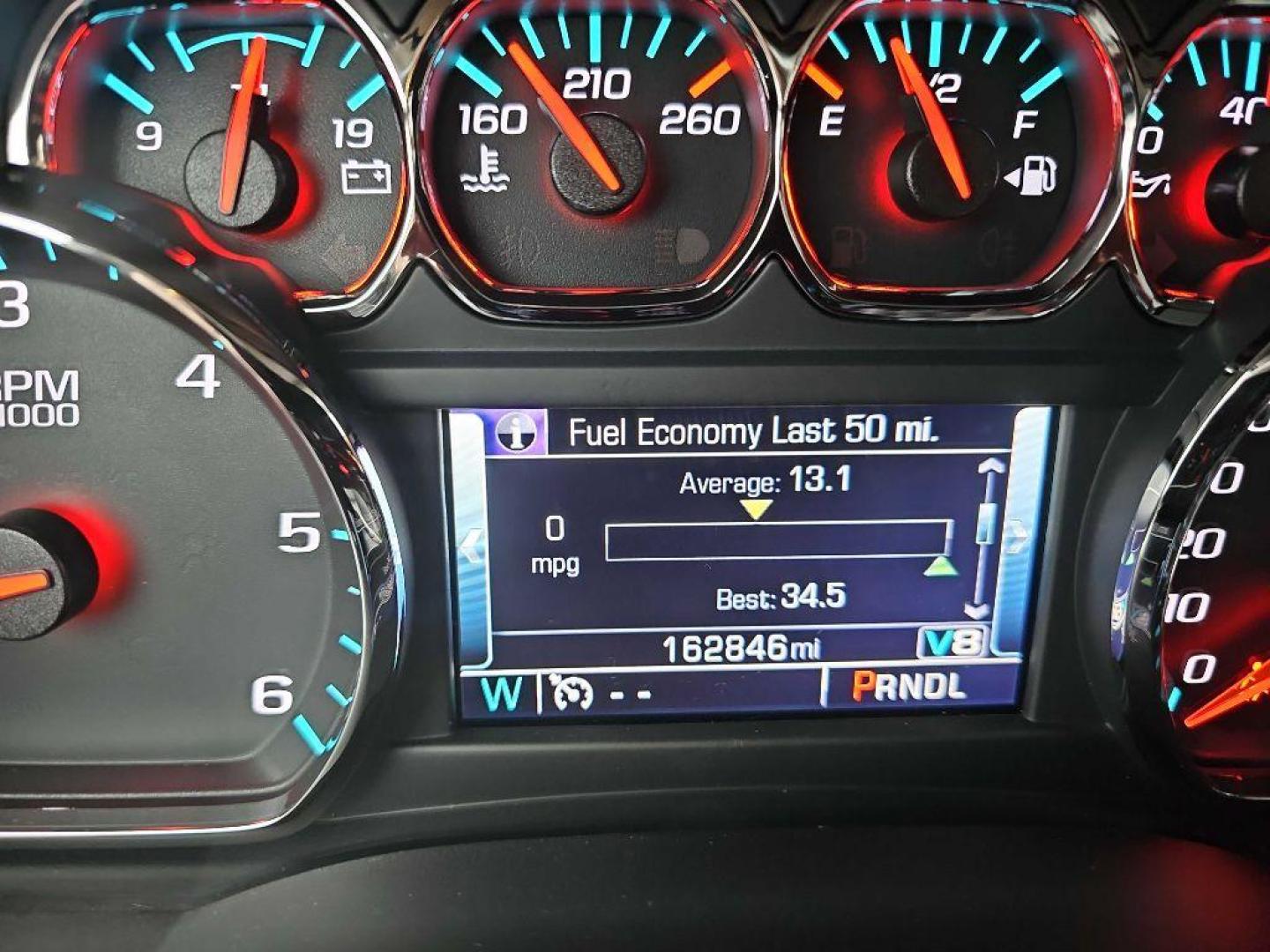 2017 SILVER GMC YUKON XL 1500 SLT (1GKS2GKC0HR) with an 5.3L engine, Automatic transmission, located at 495 Old Highway 20 West, South Sioux City, NE, 68776, (402) 494-2677, 42.458408, -96.443512 - Photo#47