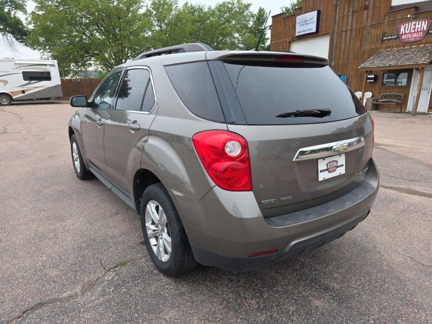 2012 BRONZE CHEVROLET EQUINOX LT (2GNFLNEK8C6) with an 2.4L engine, Automatic transmission, located at 495 Old Highway 20 West, South Sioux City, NE, 68776, (402) 494-2677, 42.458408, -96.443512 - Photo#3