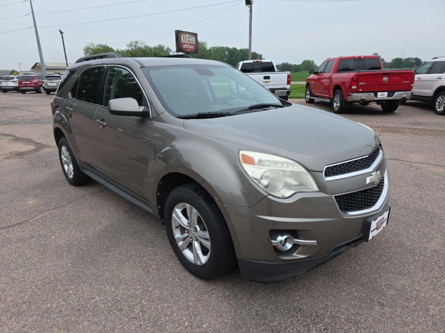 2012 BRONZE CHEVROLET EQUINOX LT (2GNFLNEK8C6) with an 2.4L engine, Automatic transmission, located at 495 Old Highway 20 West, South Sioux City, NE, 68776, (402) 494-2677, 42.458408, -96.443512 - Photo#4