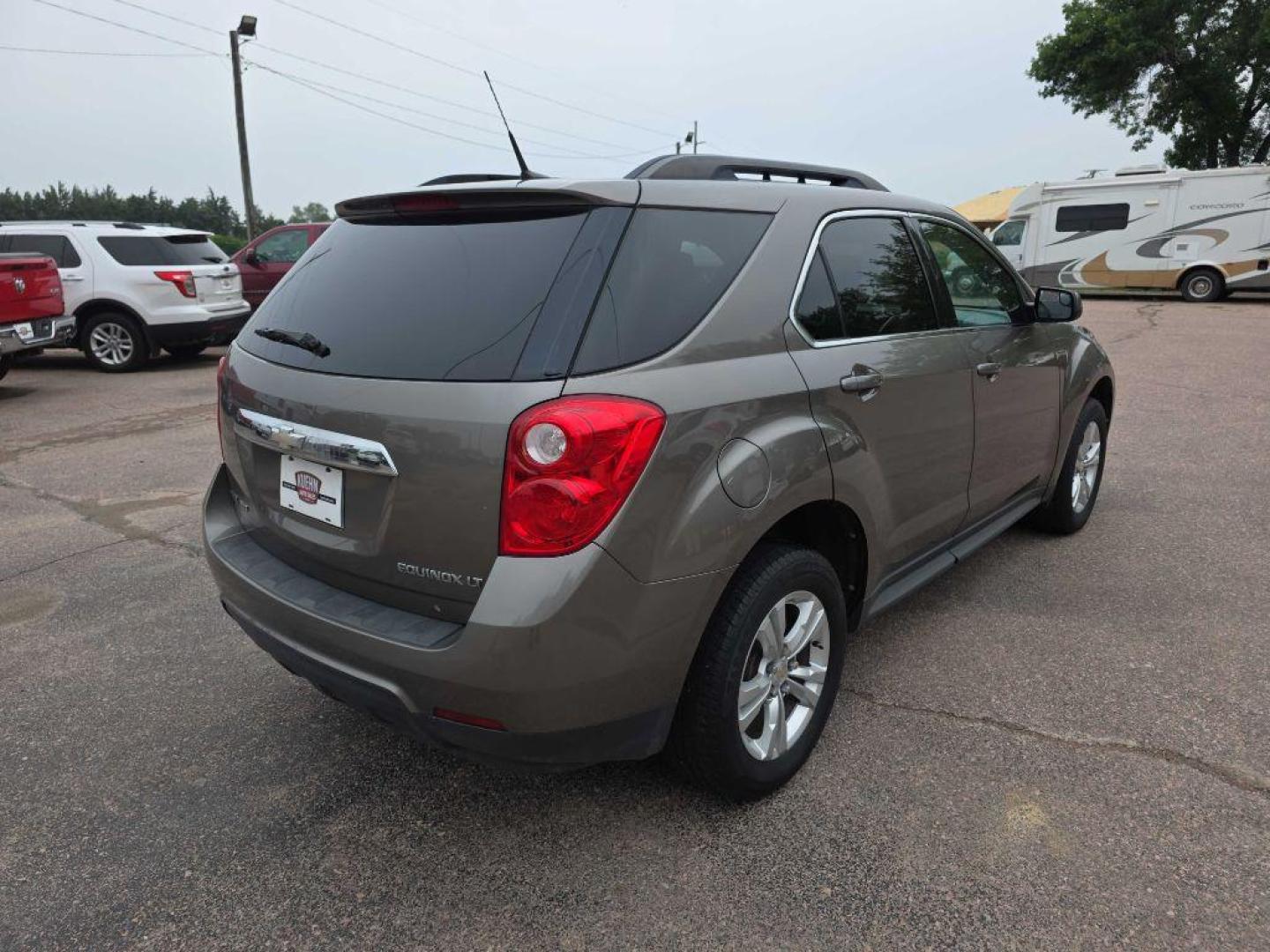 2012 BRONZE CHEVROLET EQUINOX LT (2GNFLNEK8C6) with an 2.4L engine, Automatic transmission, located at 495 Old Highway 20 West, South Sioux City, NE, 68776, (402) 494-2677, 42.458408, -96.443512 - Photo#8