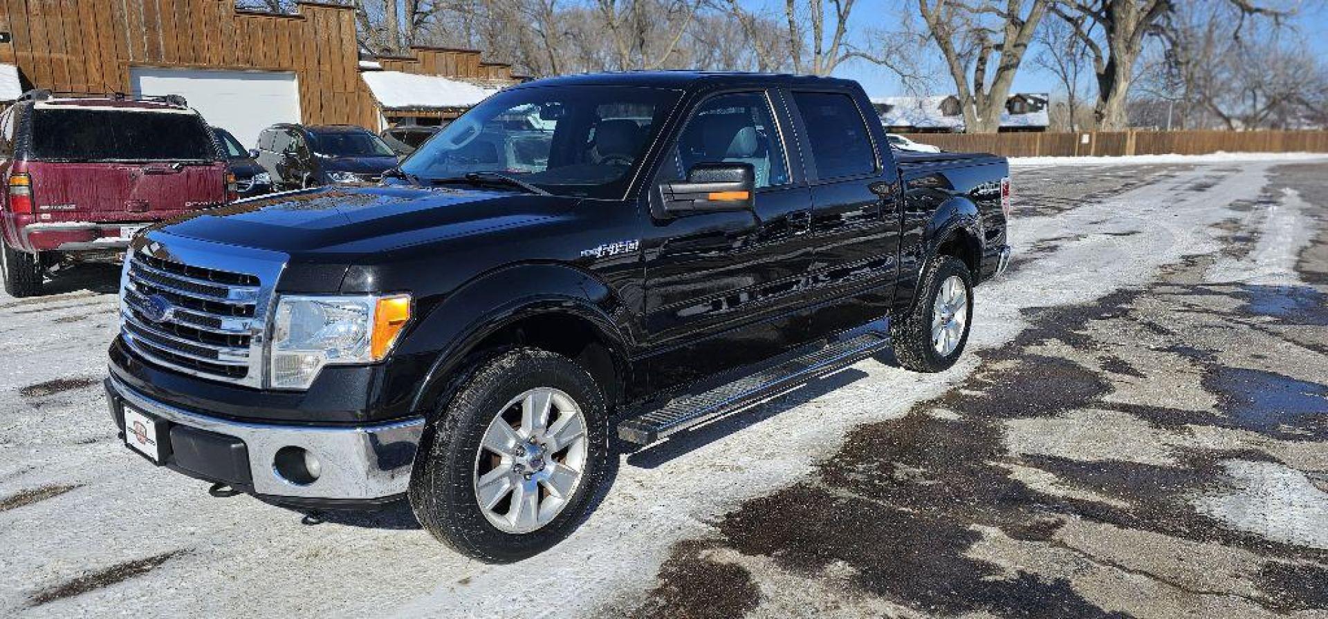 2013 BLACK FORD F150 SUPERCREW (1FTFW1EF7DK) with an 5.0L engine, Automatic transmission, located at 495 Old Highway 20 West, South Sioux City, NE, 68776, (402) 494-2677, 42.458408, -96.443512 - Photo#4