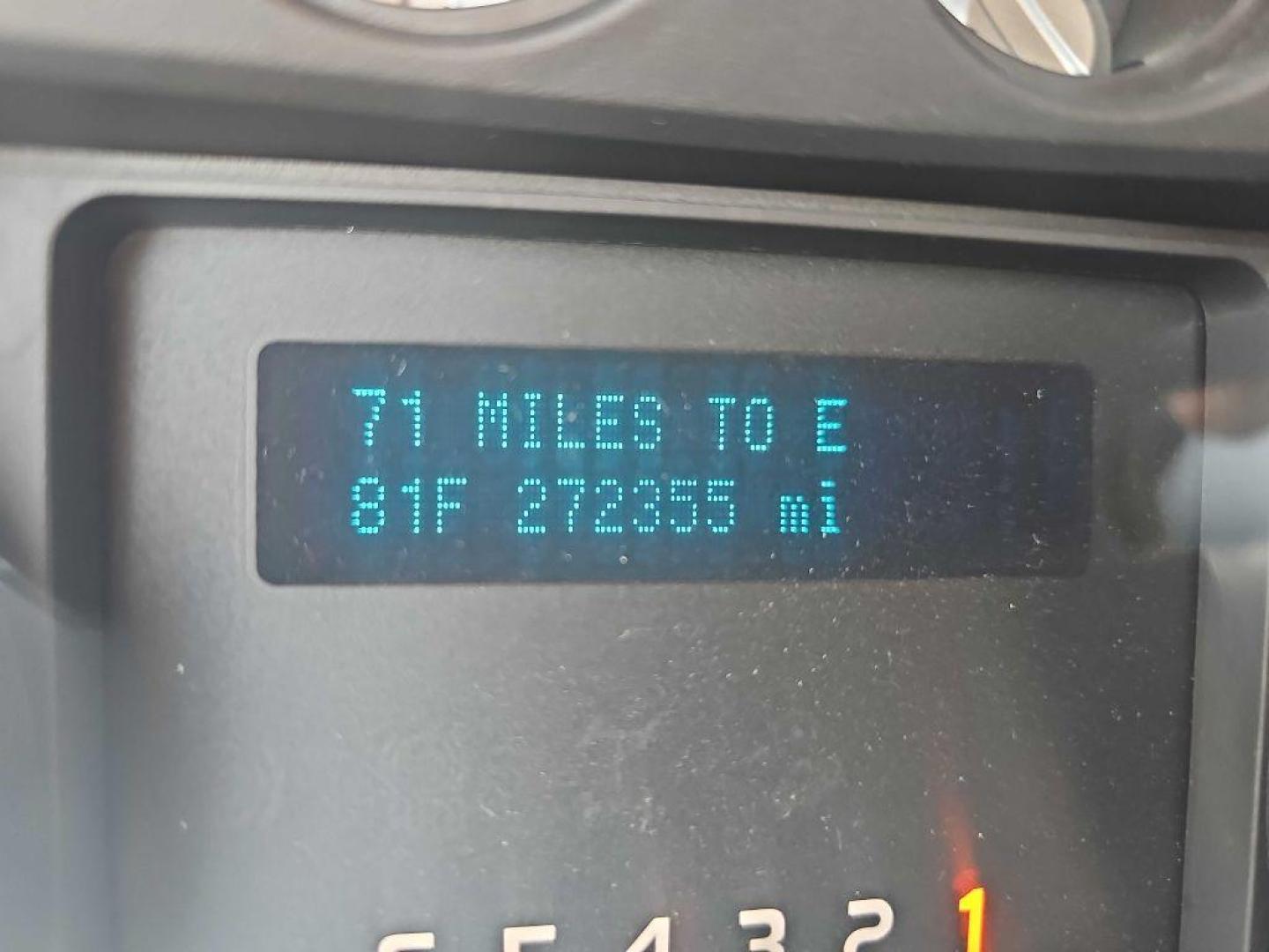 2012 WHITE FORD F350 SUPER DUTY (1FT7X3B69CE) with an 6.2L engine, Automatic transmission, located at 495 Old Highway 20 West, South Sioux City, NE, 68776, (402) 494-2677, 42.458408, -96.443512 - Photo#12
