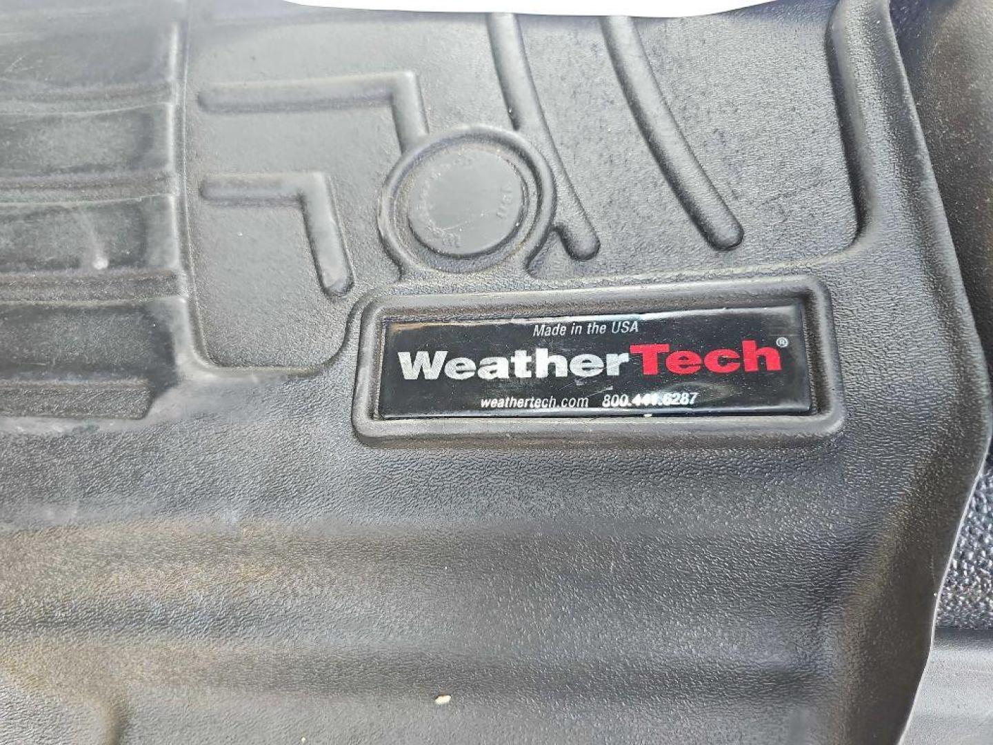 2012 WHITE FORD F350 SUPER DUTY (1FT7X3B69CE) with an 6.2L engine, Automatic transmission, located at 495 Old Highway 20 West, South Sioux City, NE, 68776, (402) 494-2677, 42.458408, -96.443512 - Photo#15